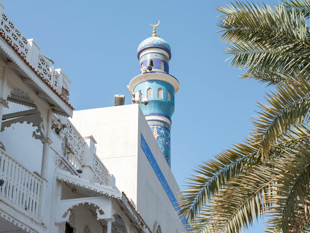 The Timeless Beauty of Oman’s Grand Mosques 🕌