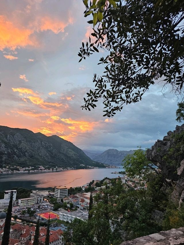 🏰 Climb to the Sky: A Traveler’s Guide to Kotor Fortress