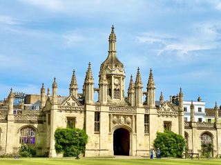 มหาวิทยาลัยเคมบริดจ์ สหราชอาณาจักร