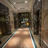 5⭐️Luxury Hotel🏨~Crowne Plaza Hotel 