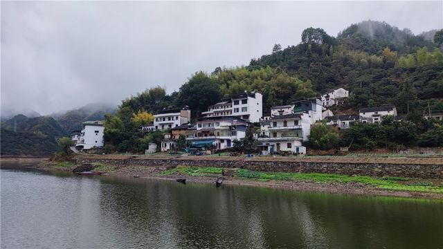 水墨畫卷新安江，繁華不在深渡鎮，環中國自駕D12