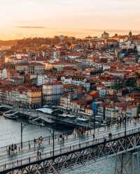 🌅🚊 Sunset Spectacle: Trams and Tranquility at Dom Luis I Bridge 🌉🌇