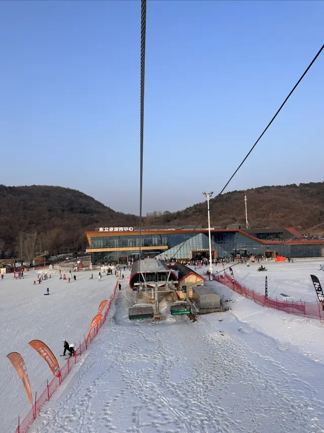 東北亞滑雪新裝修！山頂風景太棒了！