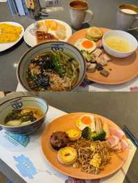 在南京 住進了情侶酒店天花板
