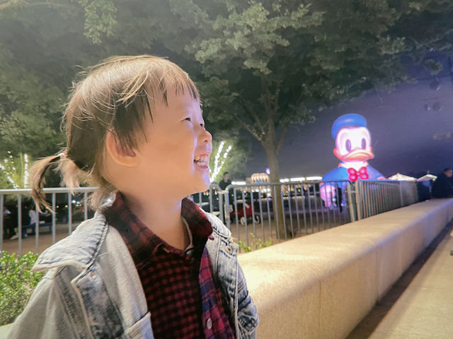 童話裡的美好城堡是存在的 上海迪士尼獨自帶娃親子遊