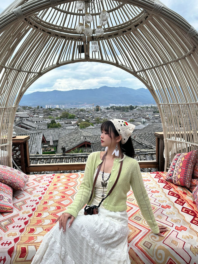 俯瞰麗江古城的絕美客棧！！一定要來