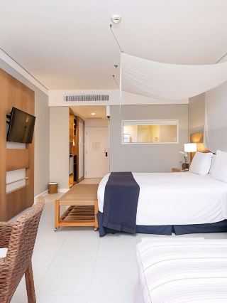 🌴🛏️ Guaruja Getaway: Luxe Resort & Spa Bliss! 🌊🍹