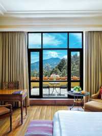 Shimla's Luxe Retreat: Wildflower Hall 🌺🏔️