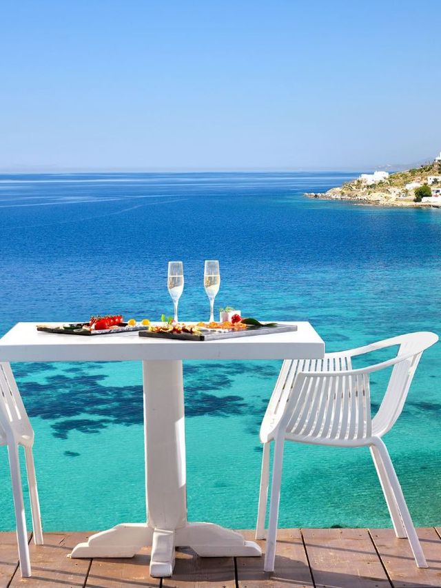 🌟 Mykonos Marvel: Beachside Bliss at Amazon Resort 🌊