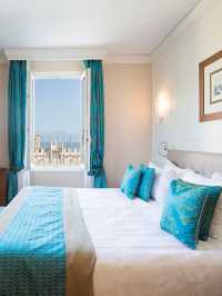 🏰✨ Sirmione's Gem: Grand Hotel Terme Review 🛀💖