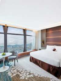 🌟 Hong Kong Havens: Unwind at One-Eight-One! 🌆🛏️