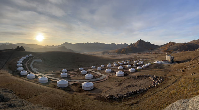 蒙古國烏蘭巴托特勒基五星蒙古包度假村