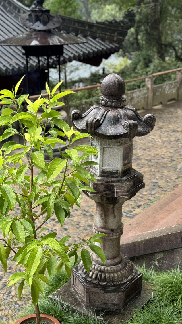 微雨天遊覽國清寺,以下是一些小貼士。