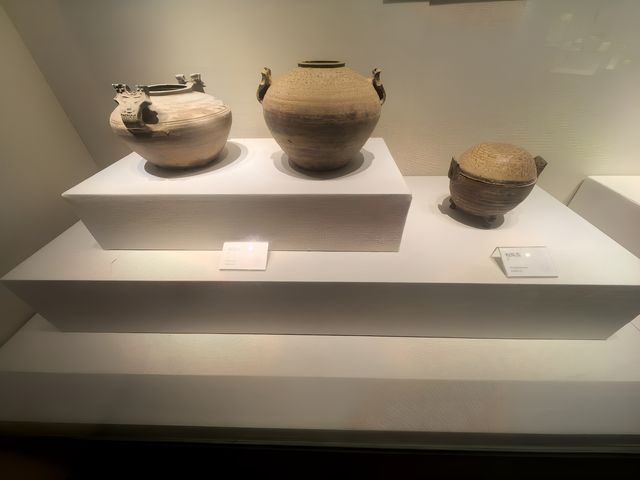 芜湖市博物館收藏了芜湖地區漢代墓葬出土的文物。