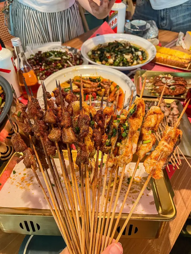 Mianyang!! Jingkai District, delicious lychee grilled fish.