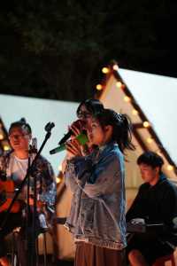 秋夜狂歡，溫情綻放 —— 客家農夫「燒烤啤酒音樂廣場」。