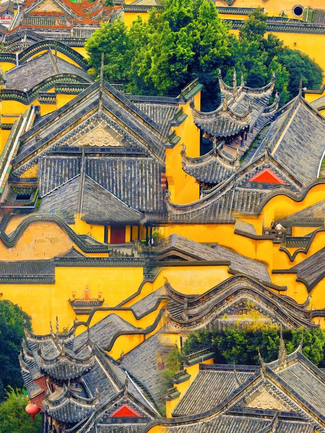 離開重慶前|建議花1個小時看看這個百年建築。