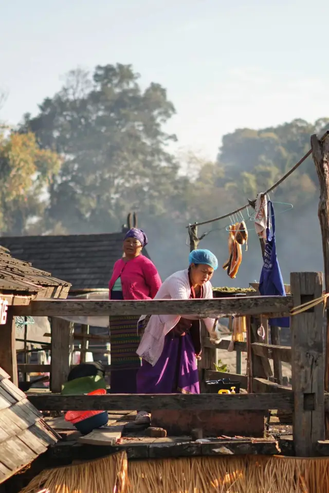 Ancient Villages Hidden in the Mountains! A Fairyland and a Worldly Place - Nuogan Ancient Village. 