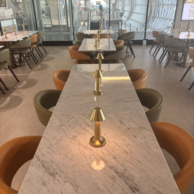 Coral Executive Lounge - Bangkok Airport