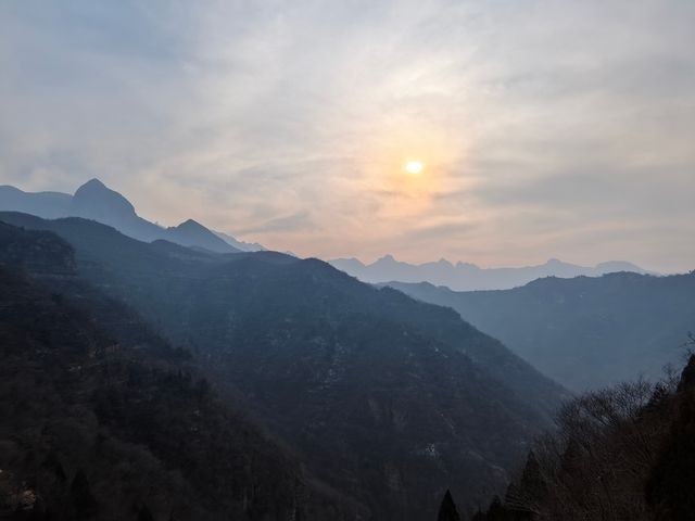 "世界第八大奇蹟"的紅旗渠
