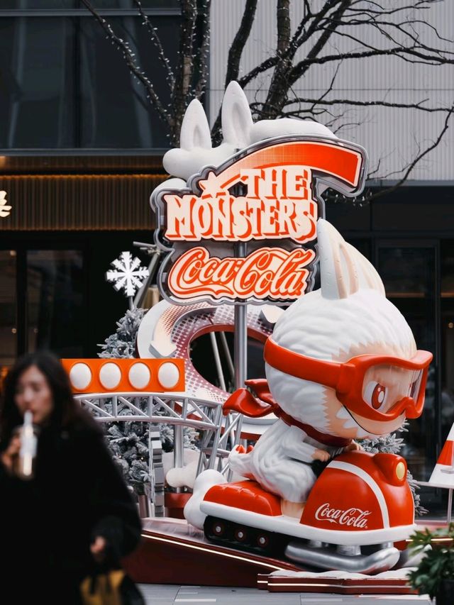 Oh my goodness~ accidentally wandered into LABUBU's territory