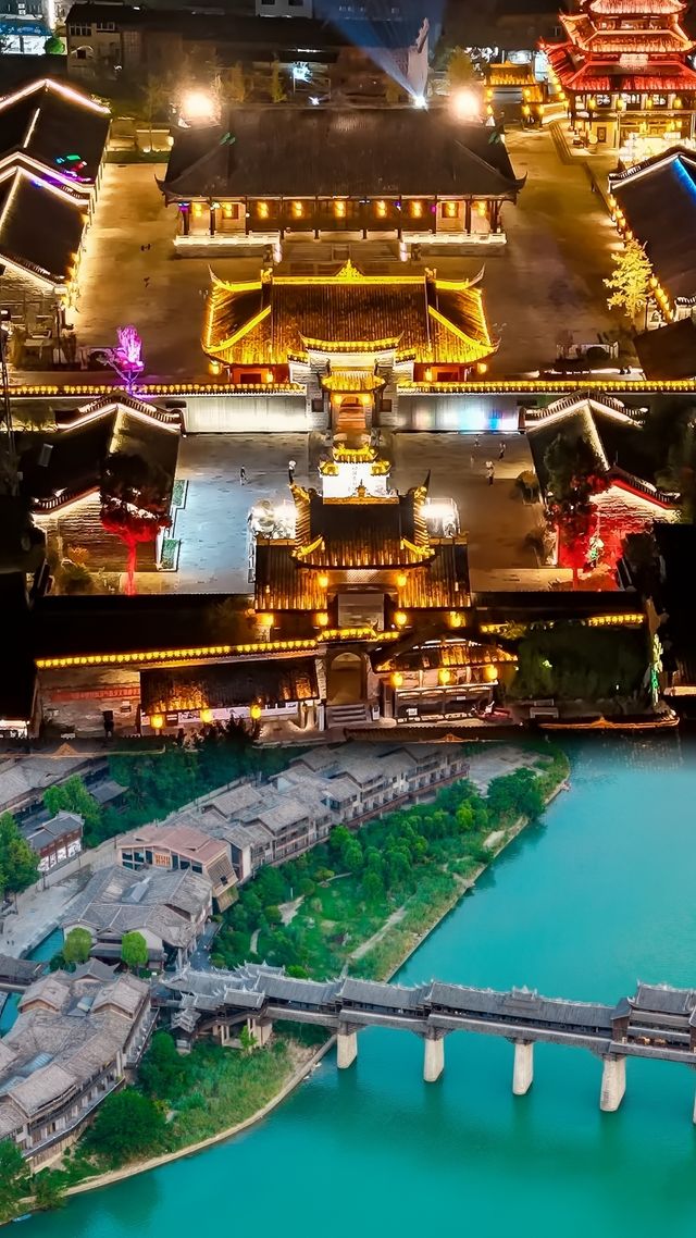 重慶黔江秘境：濯水古鎮與蒲花暗河