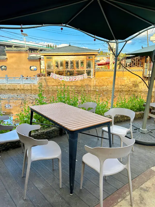 Leju Village: A Hot Spot in Kunming