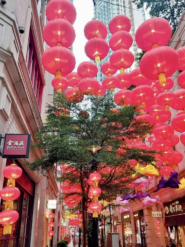 春意盈街，年味在利東花開時