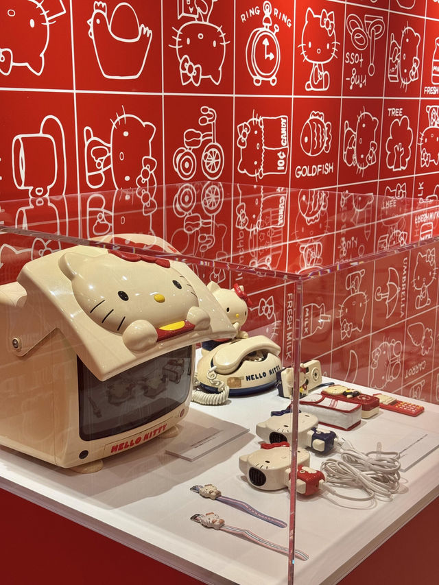 救命！這波Hello Kitty 50週年限定周邊太燒了🔥