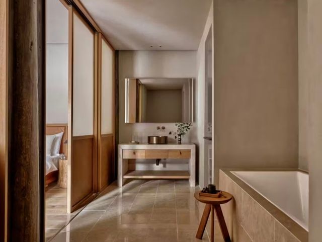 Hylla物與嵐設計收藏酒店  中國雲南省麗江市玉龍縣白沙鎮玉湖村，背靠玉龍雪山腳下   