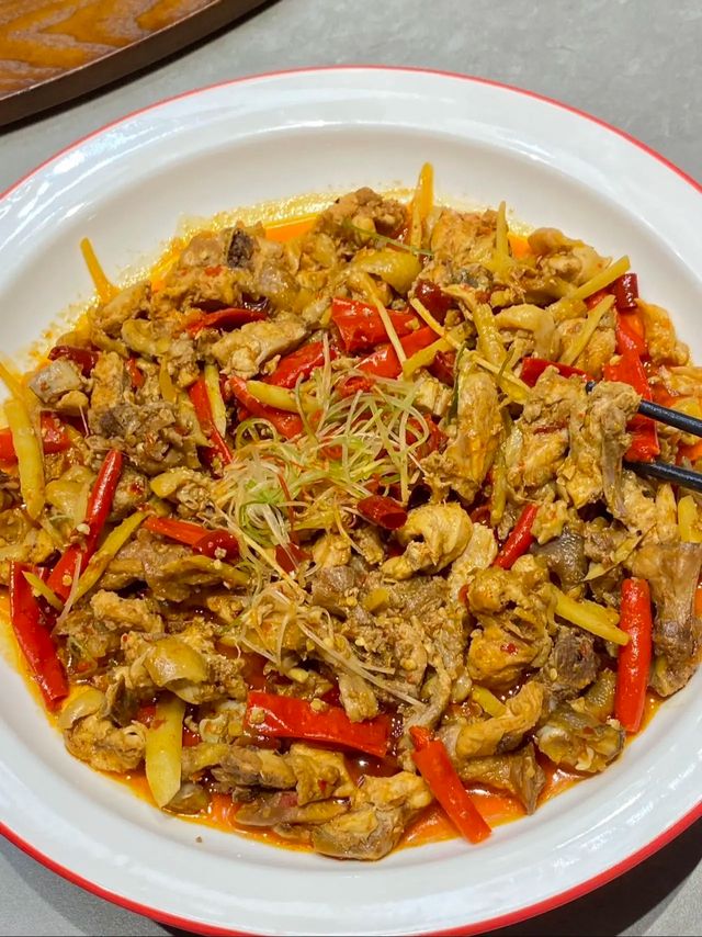 喺長沙！帶屋企人嚟食，被讚足一個月…