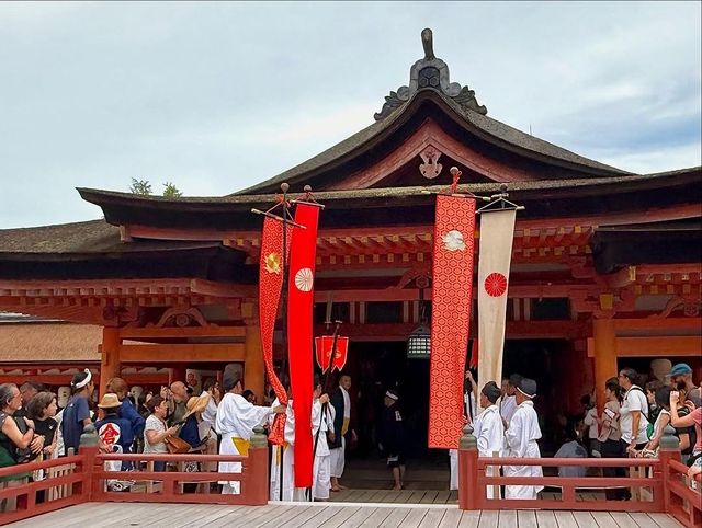 最靚嘅鳥居同嚴島神社管弦祭神儀式