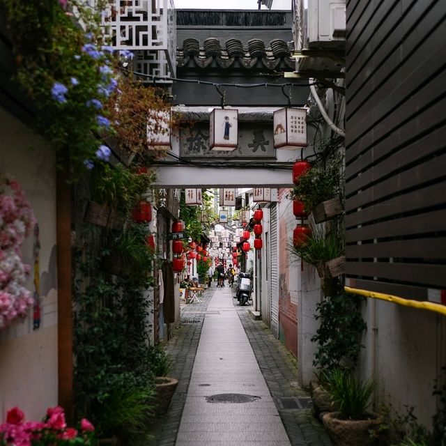 🏮 Qibao Ancient Town Alleys: The Beating Heart of Old Shanghai