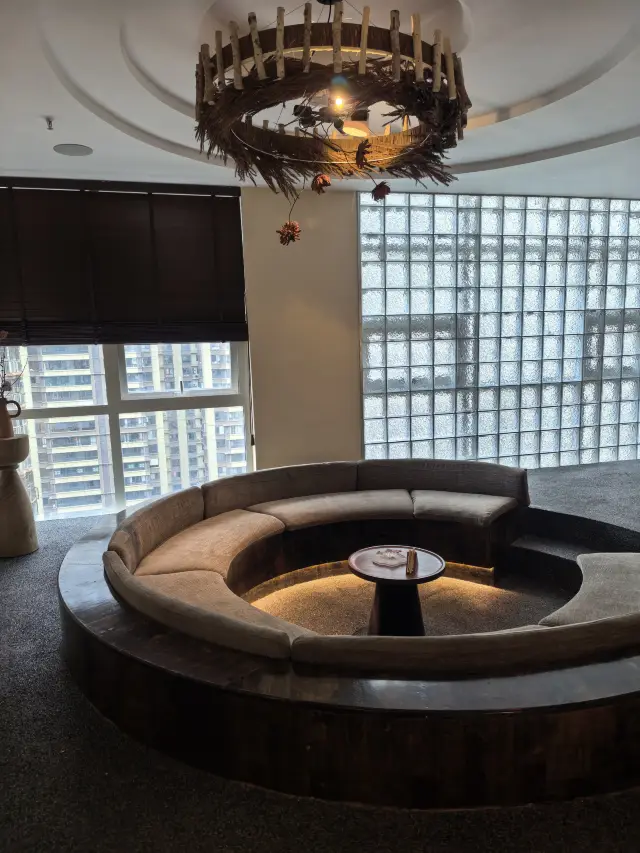 Yinxi Meisu: Making Your Journey a Poetic Residence