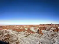 不望祁連山頂雪，錯把張掖當江南
