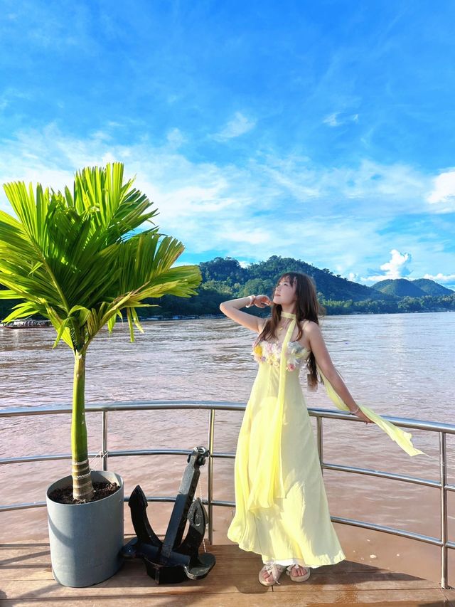 琅勃拉邦日落遊輪,好浪漫! 琅勃拉邦日落遊輪,好浪漫!