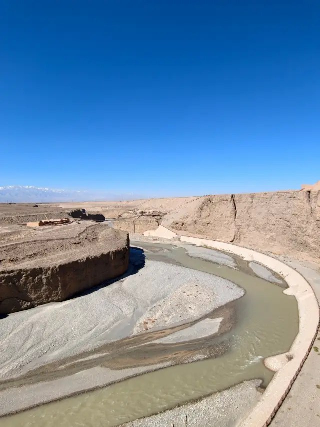 討賴河變，長城第一墩