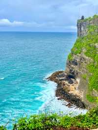  巴厘島烏魯瓦圖超全旅遊攻略｜懸崖日落+海灘美景+保姆級指南