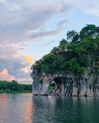Guilin: Tempat Bersantai Terbaik Anda di Antara Pemandangan yang Menawan 🏞️