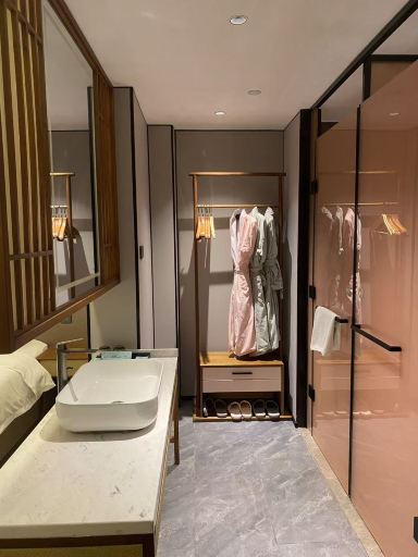 3人旅でもう別々の部屋に泊まる必要なし！
