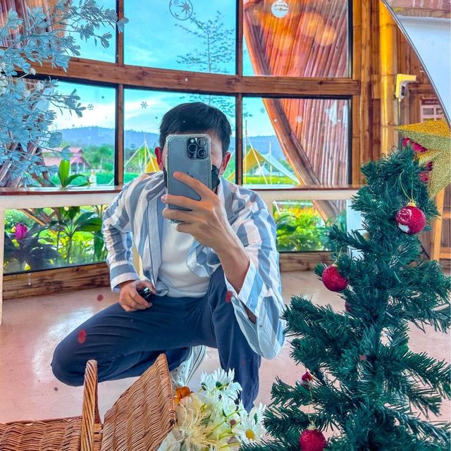 Bliss & Bloom cafe คาเฟ่ดีไซน์สวย กลางทุ่งดอกไม้