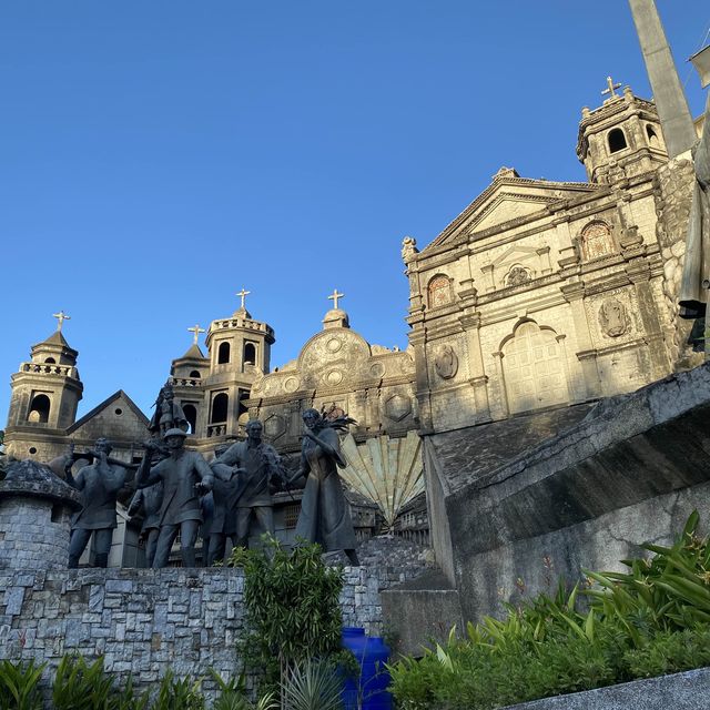 #Heritage of Cebu Monument