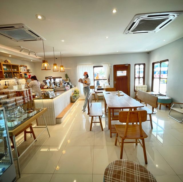 คาเฟ่ มินิมอล Orenchi cafe’