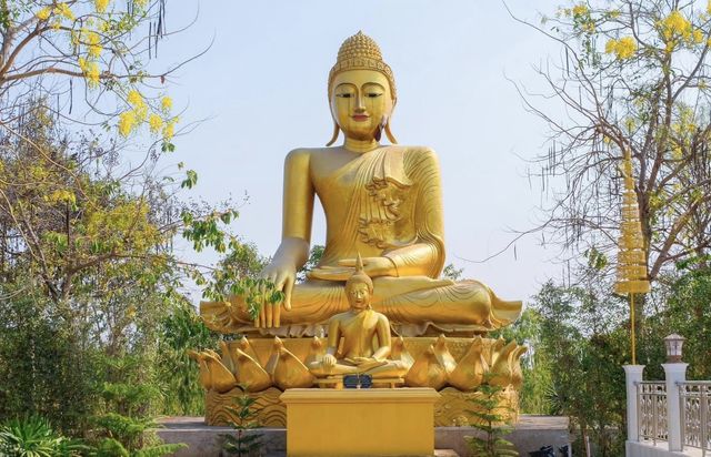 อุทยานพระฤาษี องค์ใหญ่ที่สุดในโลก