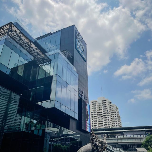 Mahanakhon skywalk - Bangkok Landmark