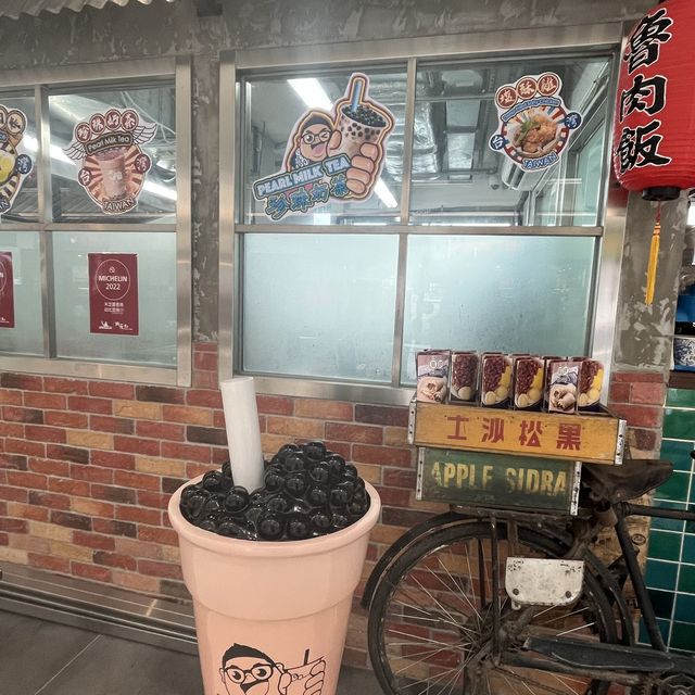 香港機場真係好大🤣