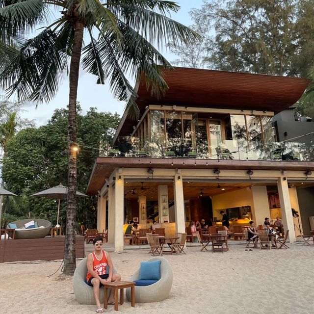 เดินเล่น หาดไม้ขาว ภูเก็ต