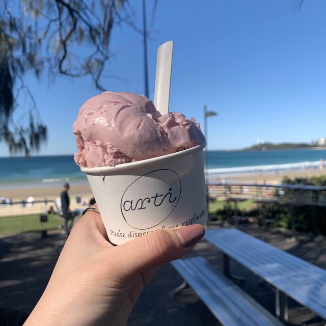 Mooloolaba beach was awesone😆