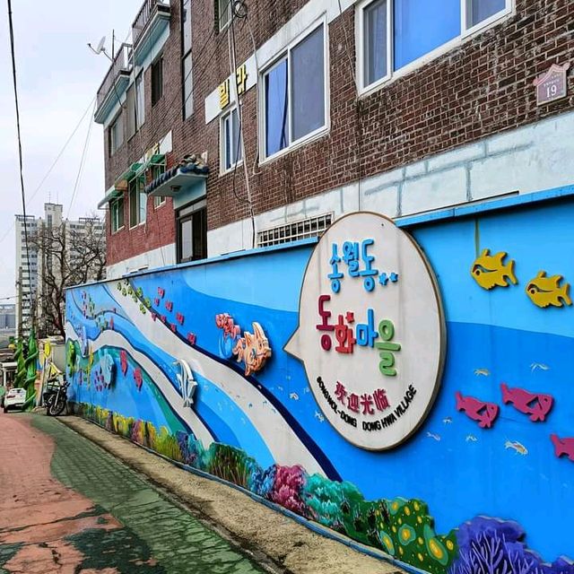Songwol-dong fairy tale village หมู่บ้านสีรุ้ง