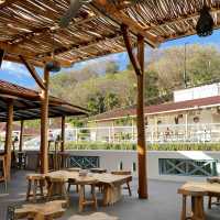Seaesta Komodo Resort Cafe